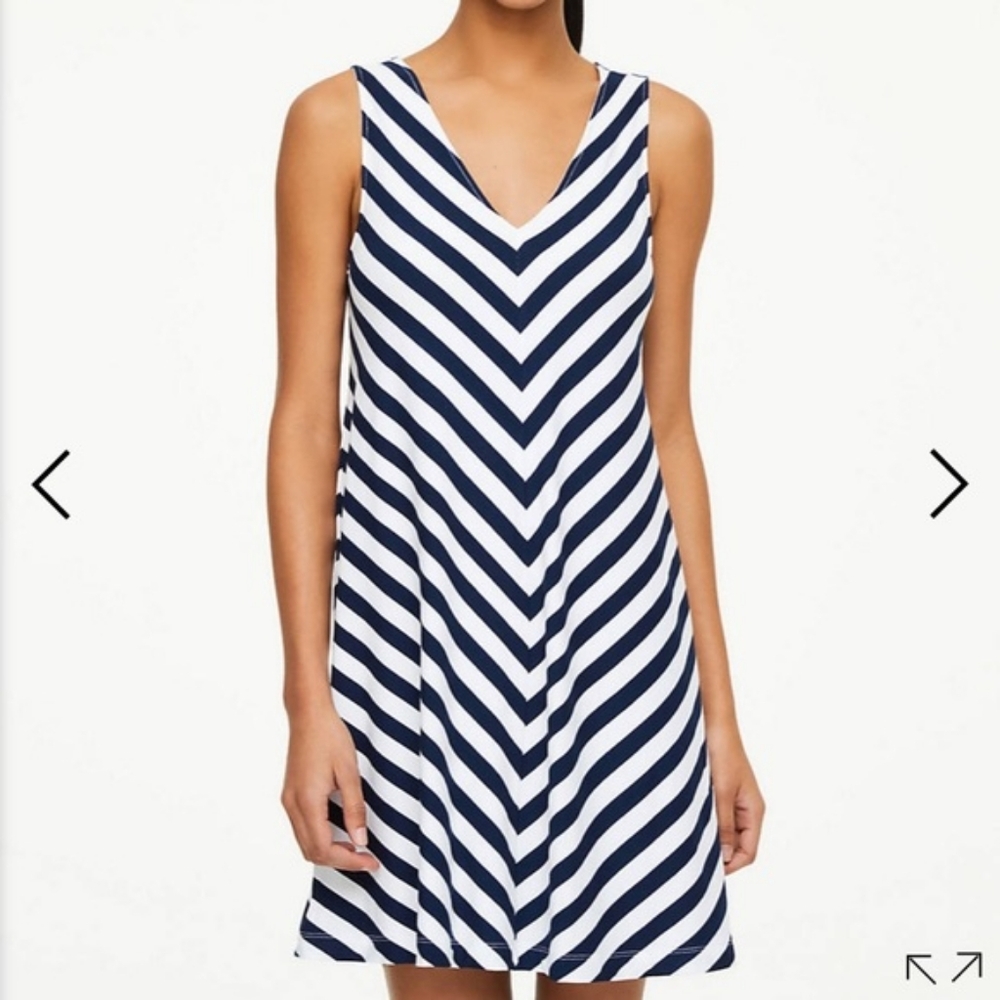 Ann Taylor LOFT NWT XS V-Neck BLUE & White CHEVRON STRIPED Tank DRESS